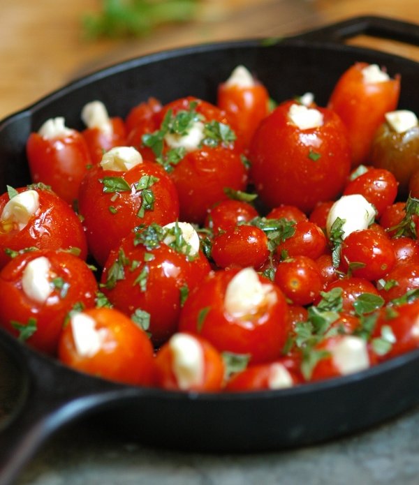 Garlic and Tomatoes