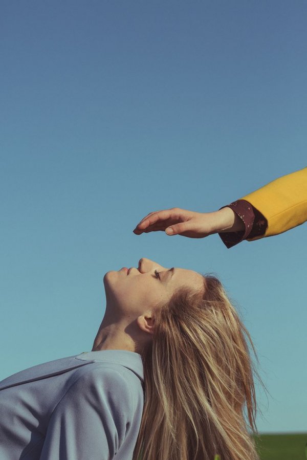 Hair, Arm, Shoulder, Long hair, Sky,