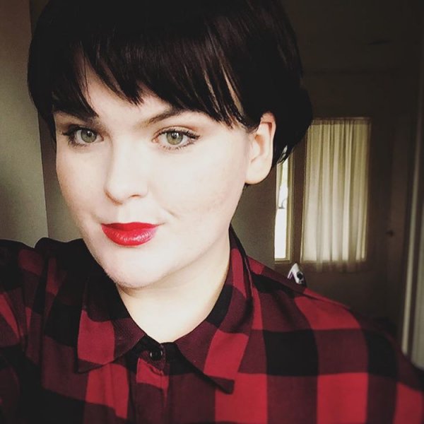 Rosey Blair's Red Lip & Gorgeous Fringe