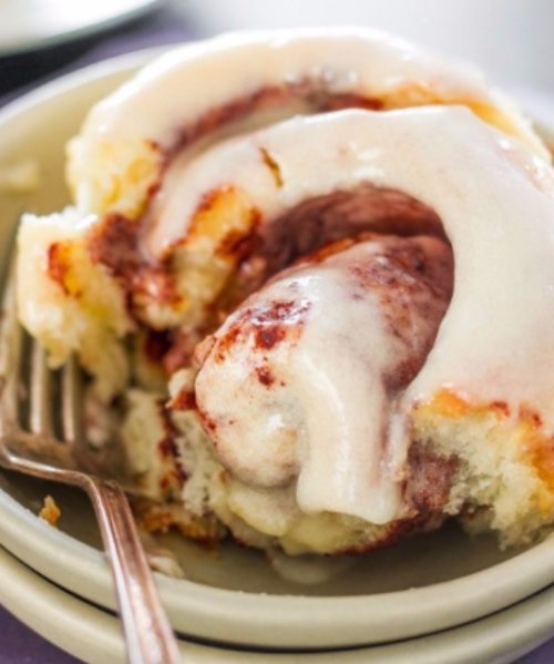 Cinnabon's Cinnamon Rolls