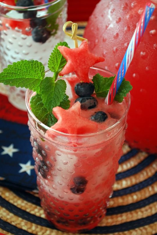 15 Red White and Blue Cocktails for the 4th of July ...