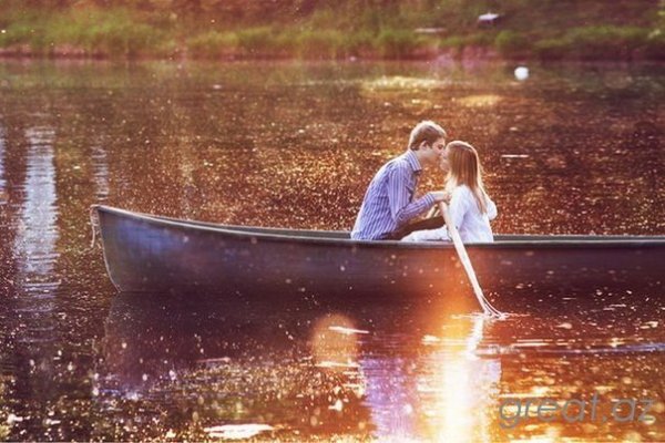 Kiss on a Boat