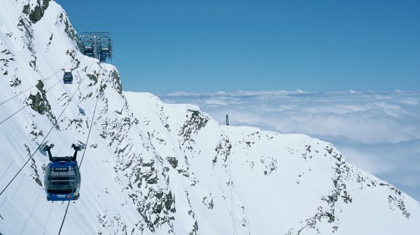 Enjoy Year-round Skiing at Hintertux Glacier