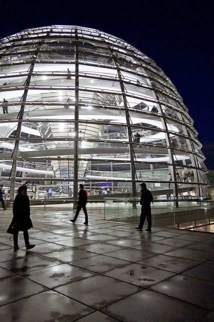 Admire the Structure of the Reichstag