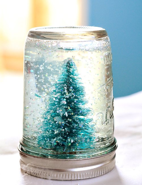 Make Adorable Little Snow Globes