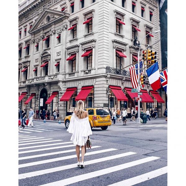 Cartier, road, pedestrian crossing, town, pedestrian,