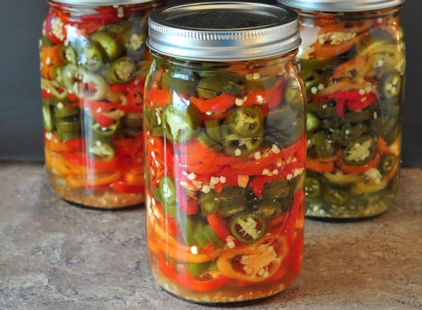 Refrigerator Pickled Hot Peppers