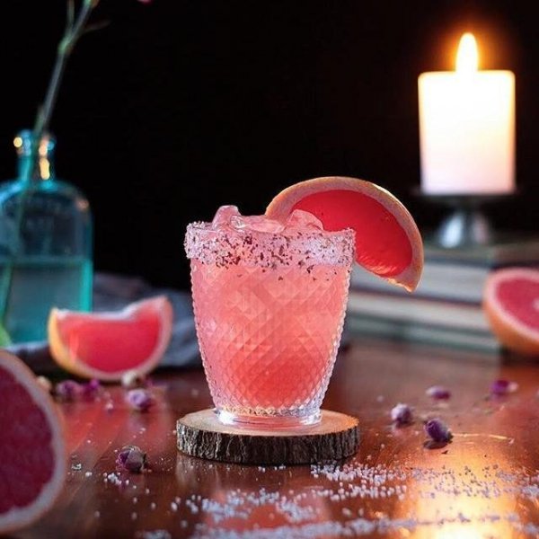 drink, cocktail, non alcoholic beverage, cocktail garnish, punch,