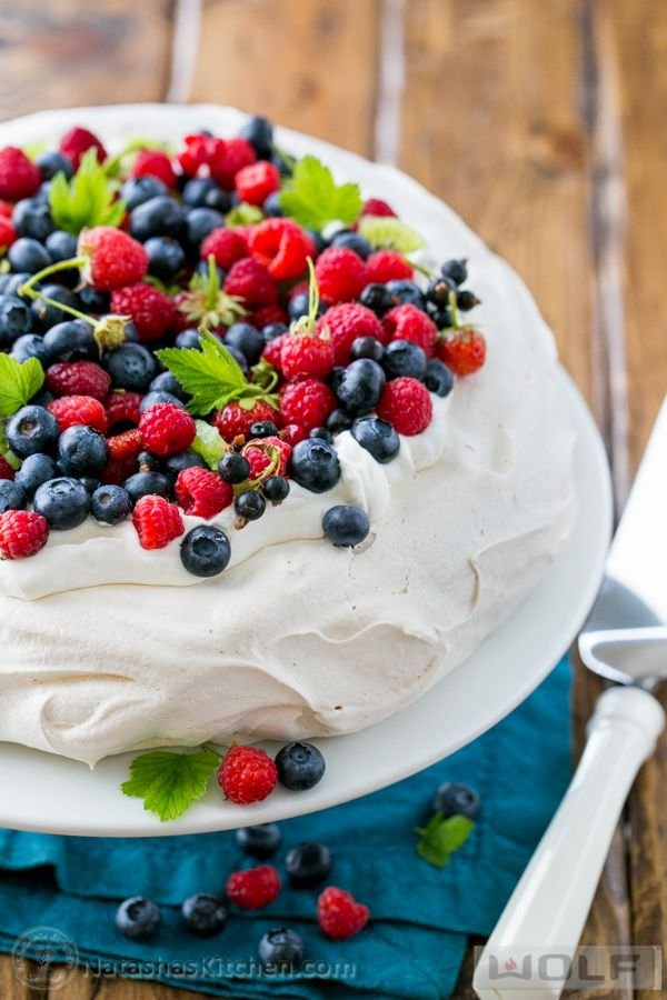 Mixed Berry Pavlova