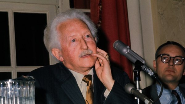 Erik Erikson