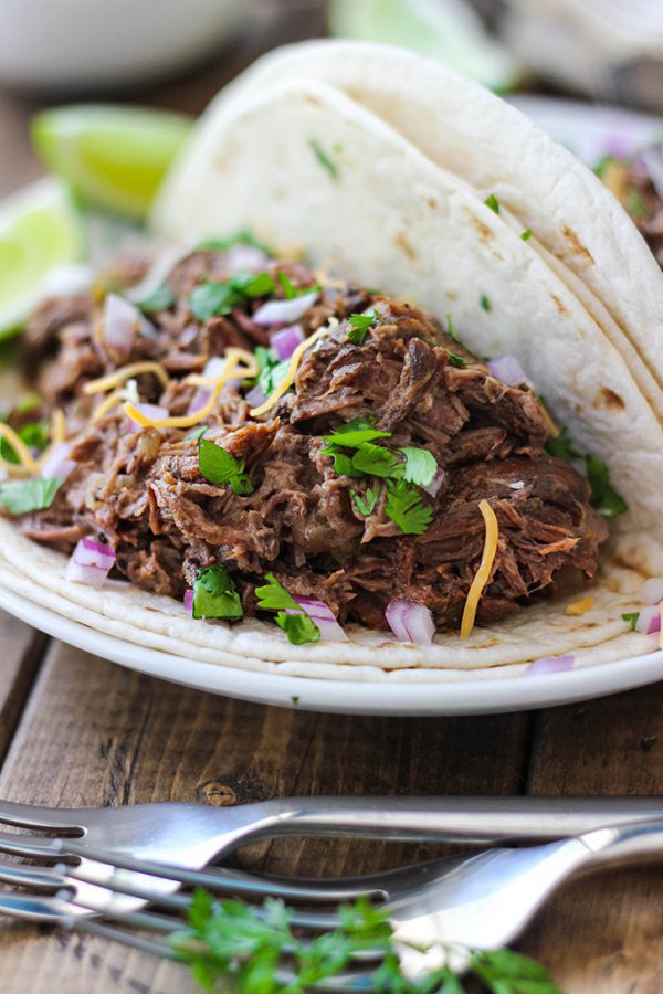 dish, food, cuisine, carnitas, pulled pork,