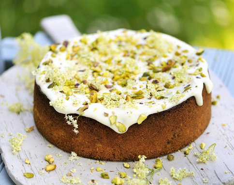 PISTACHIO, YOGHURT & ELDERFLOWER CAKE