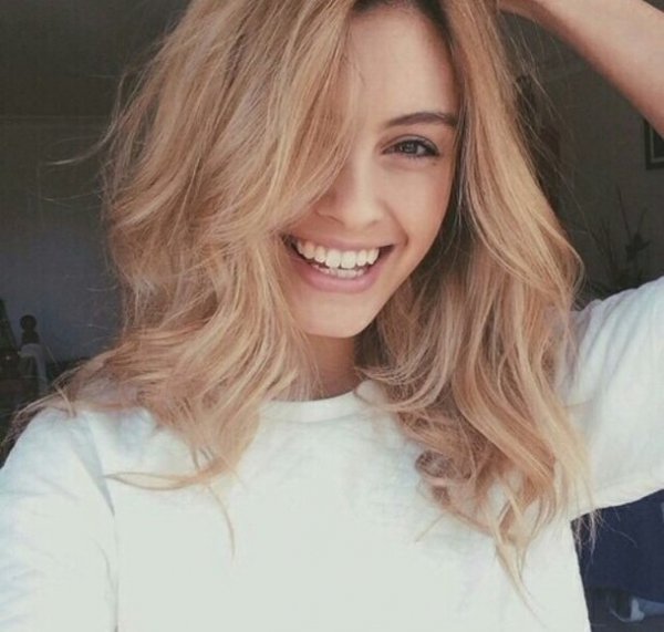 hair, human hair color, blond, face, eyebrow,