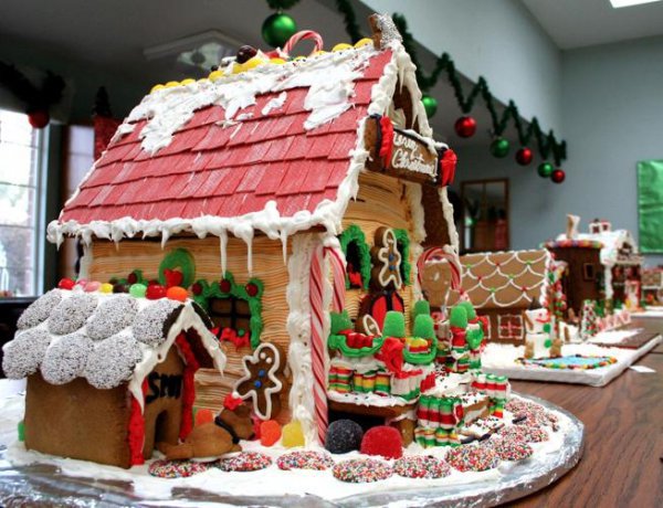 gingerbread house, dessert, gingerbread, food, christmas decoration,