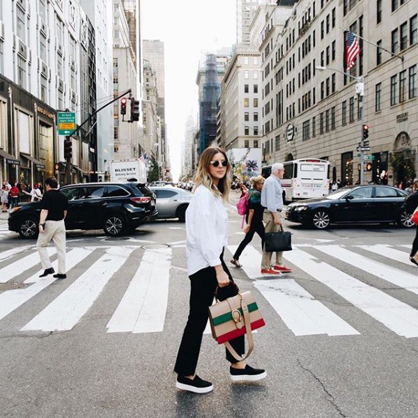 Apple Store, road, street, pedestrian crossing, pedestrian,