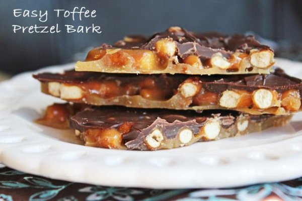 Easy Toffee Pretzel Bark Will Become Your New Favorite Treat