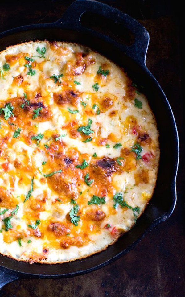 Cheesy White Chicken Chili Dip