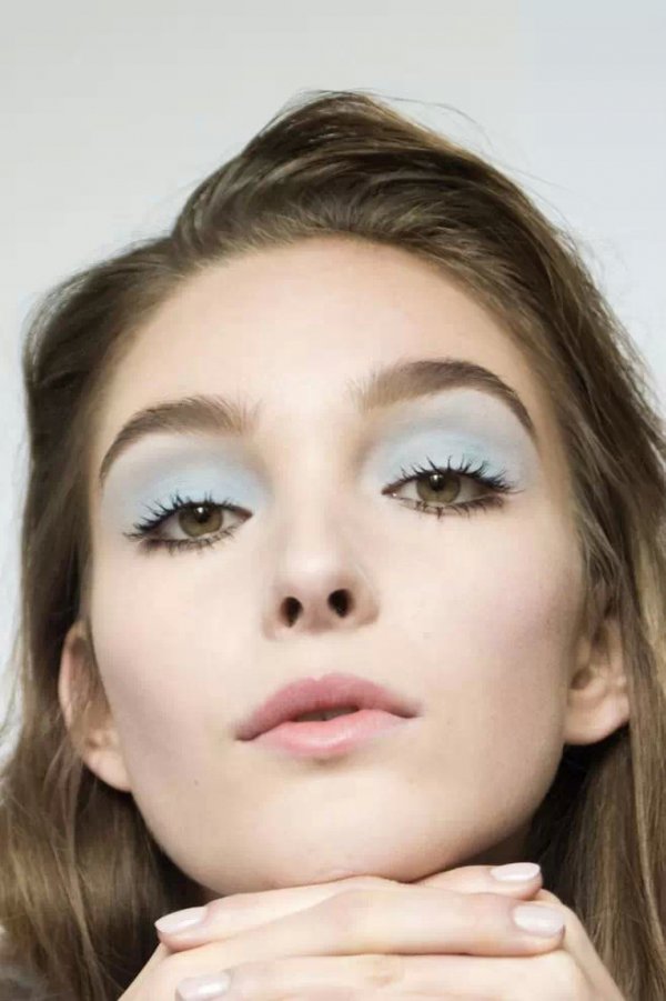 Try Pastel Eyeshadow