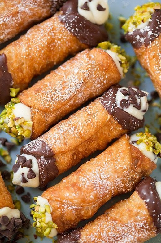 Cannoli~Italy