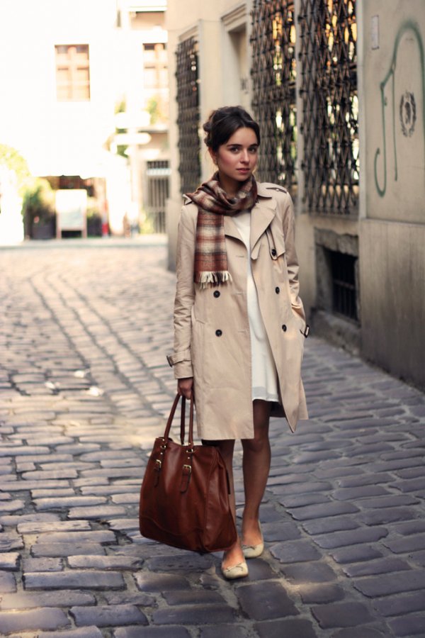 coat,clothing,trench coat,road,snapshot,