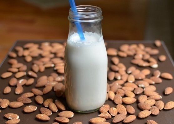 Homemade Almond Milk