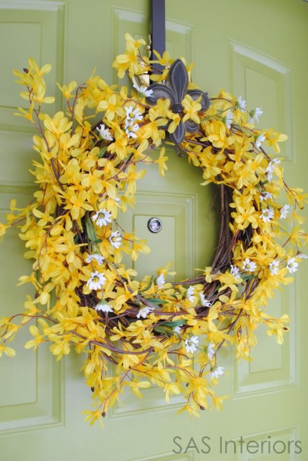 Bright Yellow Flowers