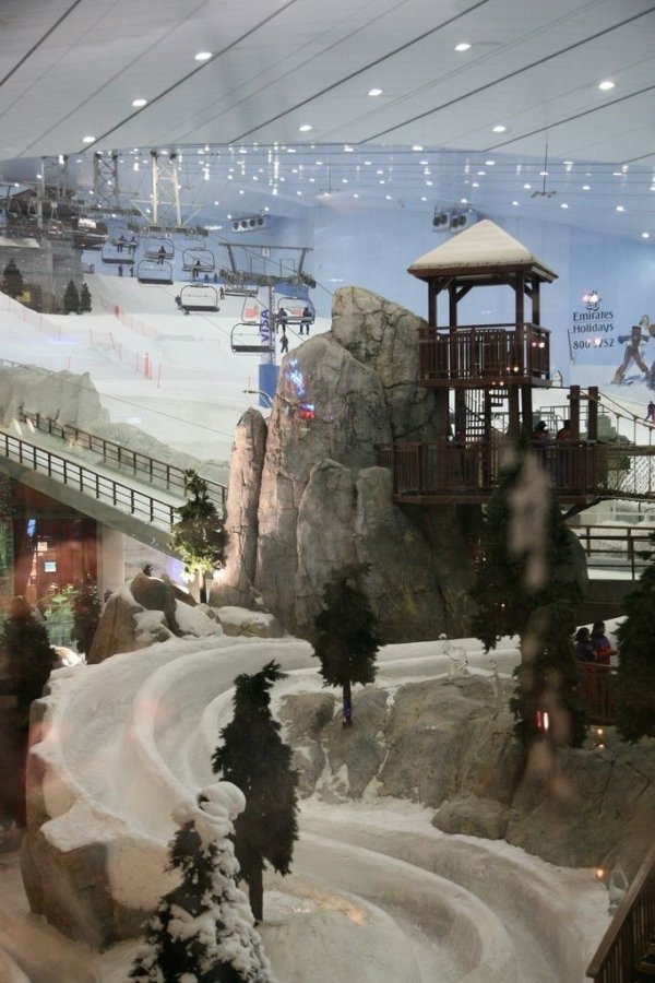 Ski Dubai's Indoor Ski Slope