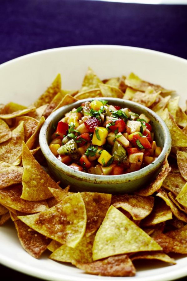 Fruit Salsa with Baked Cinnamon Chips