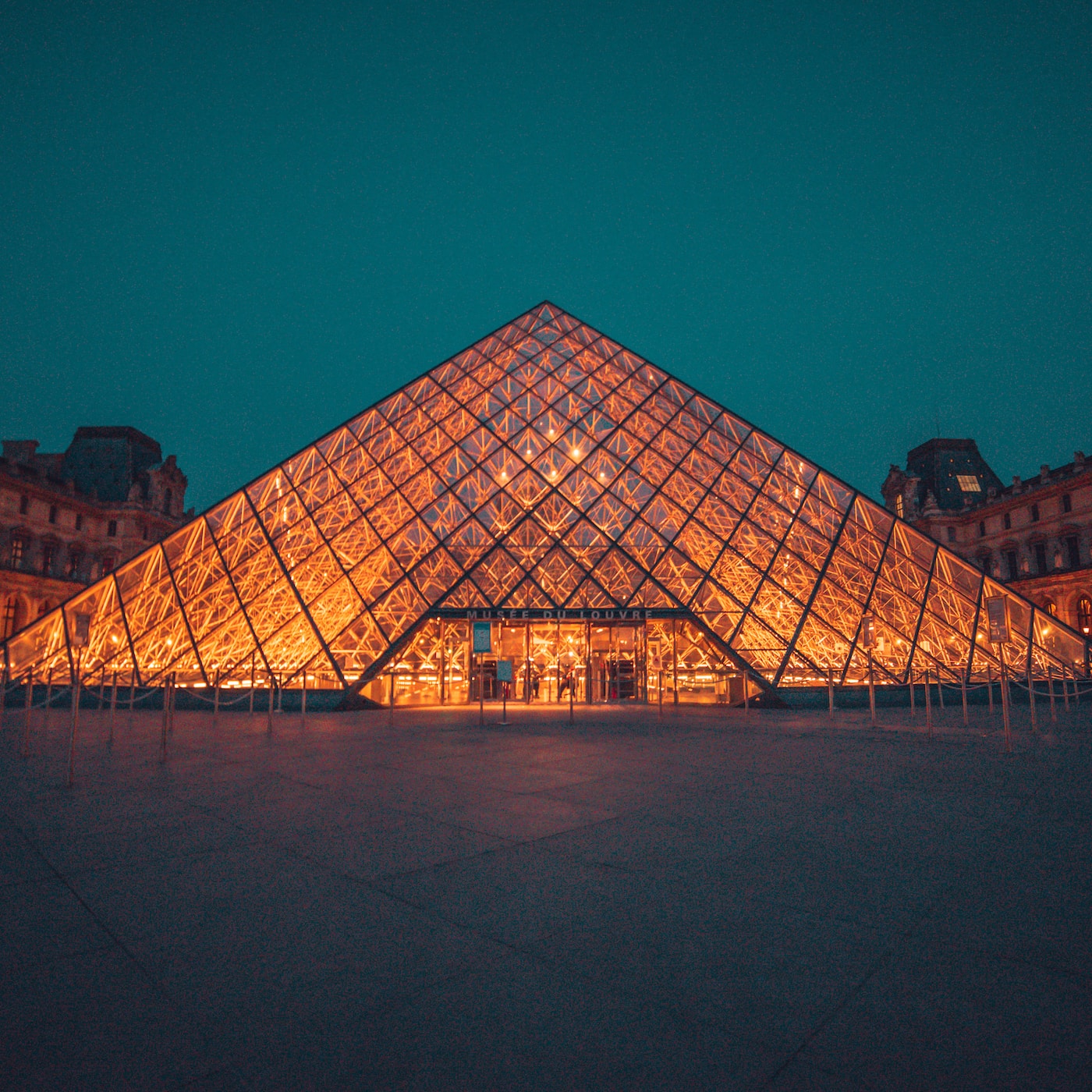 7 Cool Things to do in Paris ...