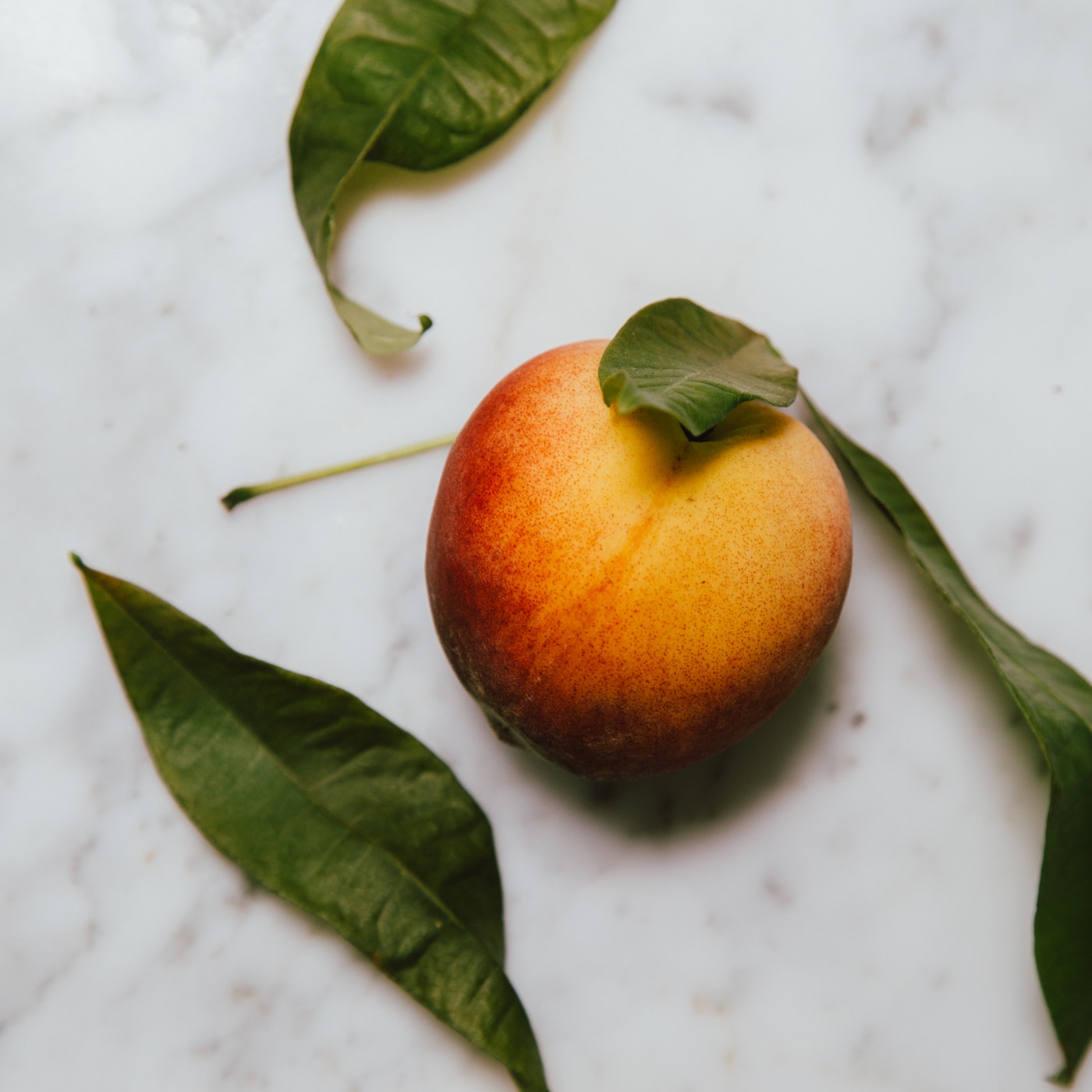 7 Nutrients in Peaches That Will Make You Love Them Even More ...