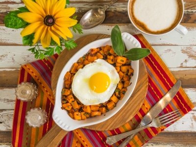 7 Nutrients in Eggs That Help You Drop the Weight Quicker ...