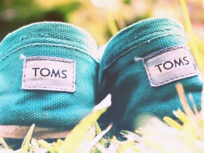 9 Tom's Shoes Products I Am Currently Obsessed with ...