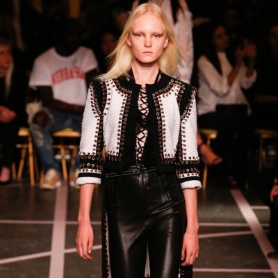 Get laced up with This New Runway Trend ...