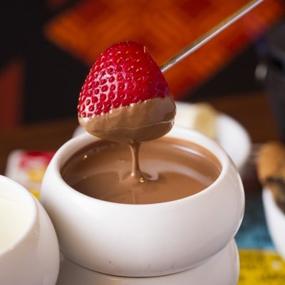 7 Yummy Things You Must Try from Max Brenner's Menu ...