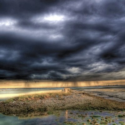 Photographer's Wife Chases Storms in Stunning Photo Series ...