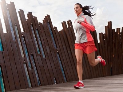 7 Ways to Beat Side Stitches While Running ...