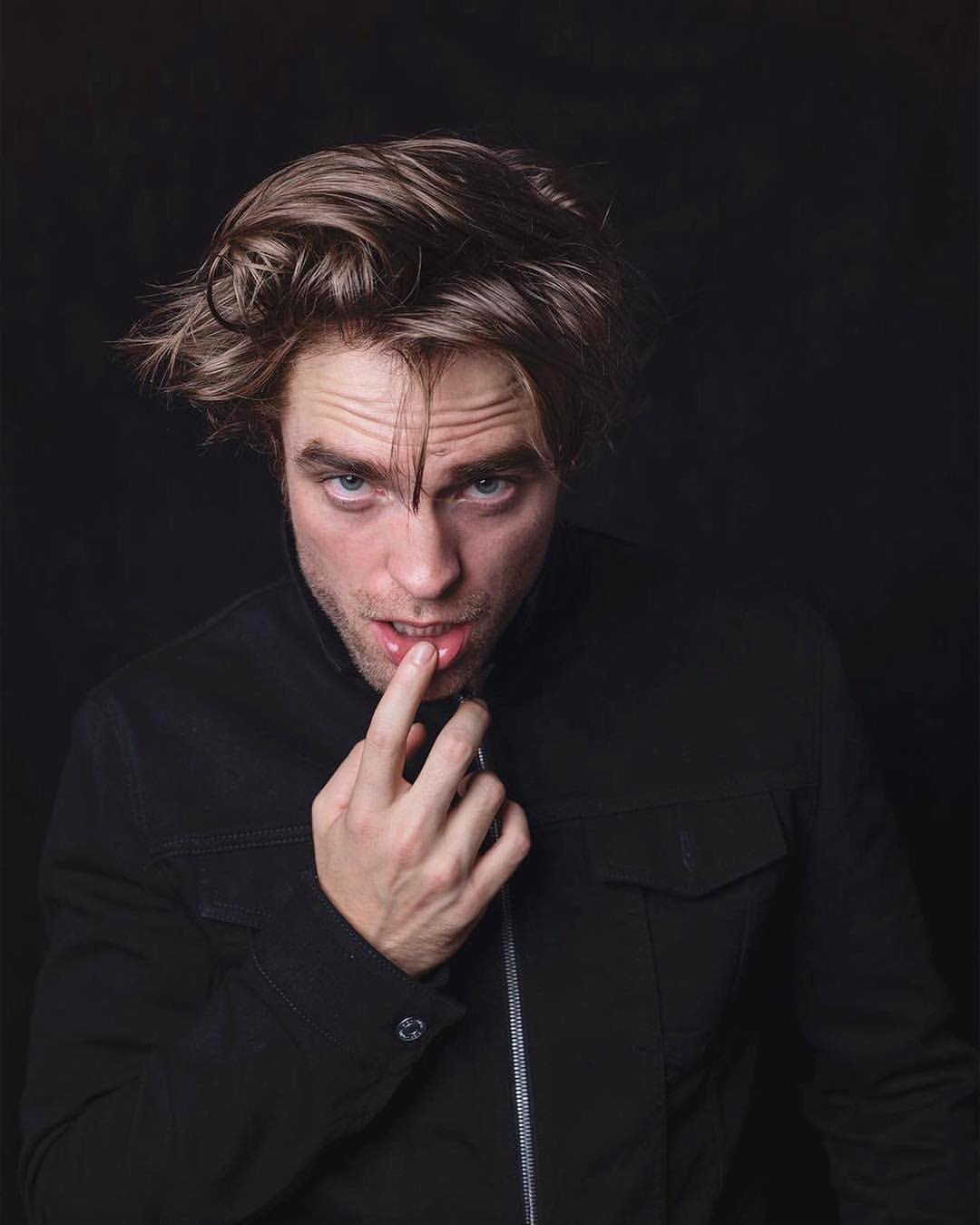 5 Reasons Girls Love Robert Pattinson ...