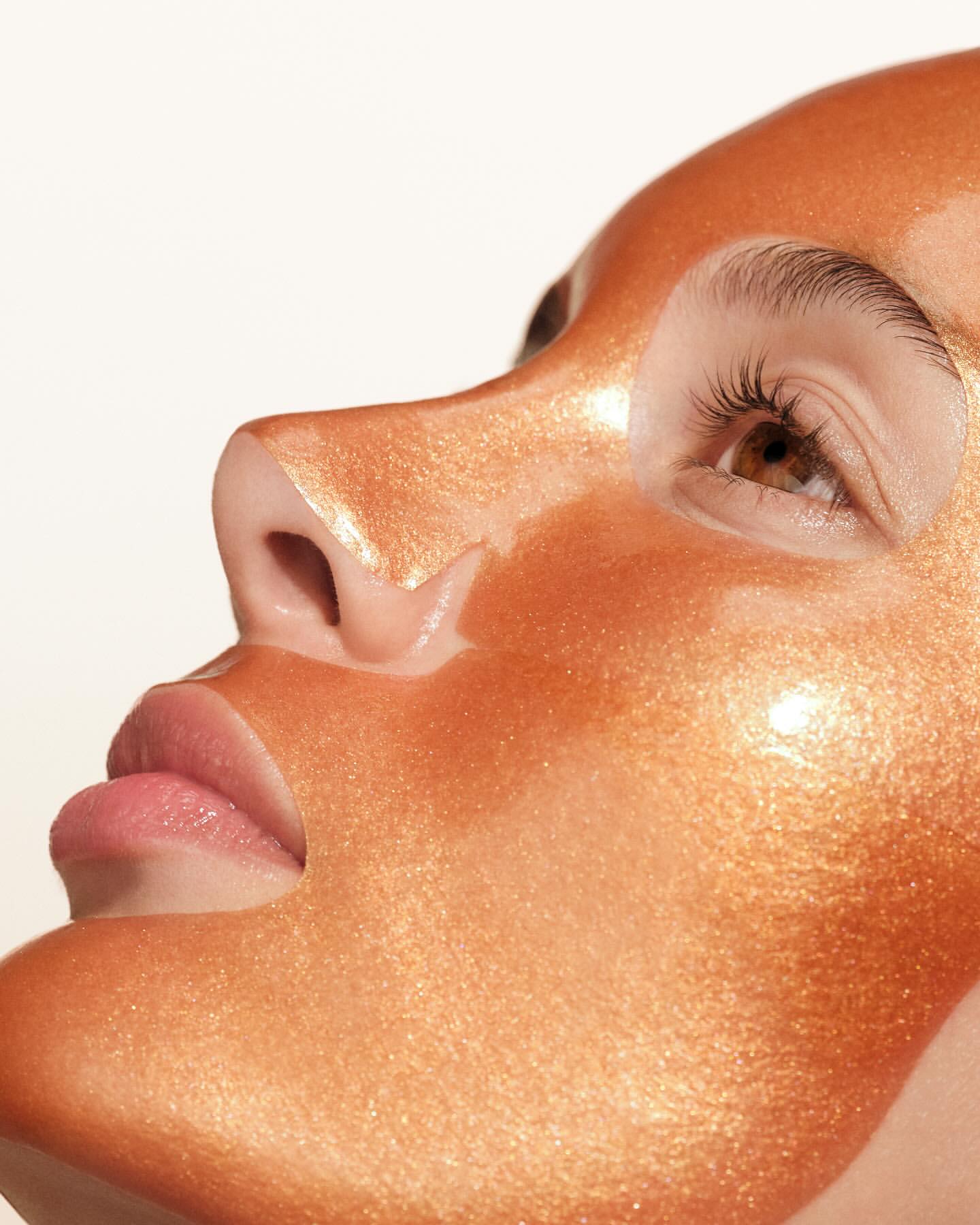 Chloe and Augustinus Bader Redefine Runway Beauty at Paris Fashion Week 