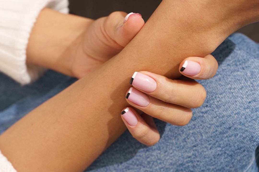 Which Nail Polish Color Fits with Your Zodiac Sign ?