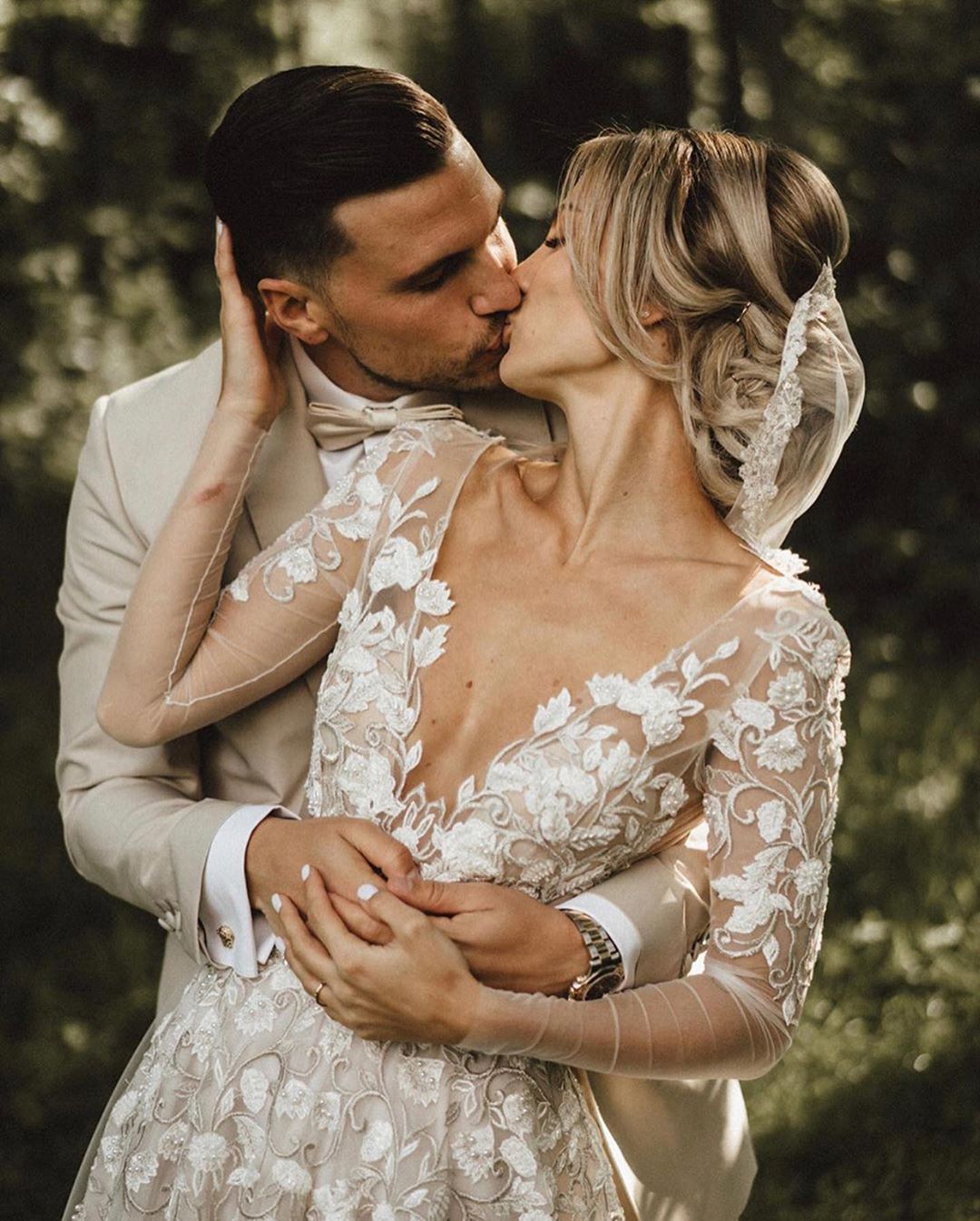 11 of Today's Reliable Wedding Inspo for a Wedding That Will Give Everyone the Feels  ...