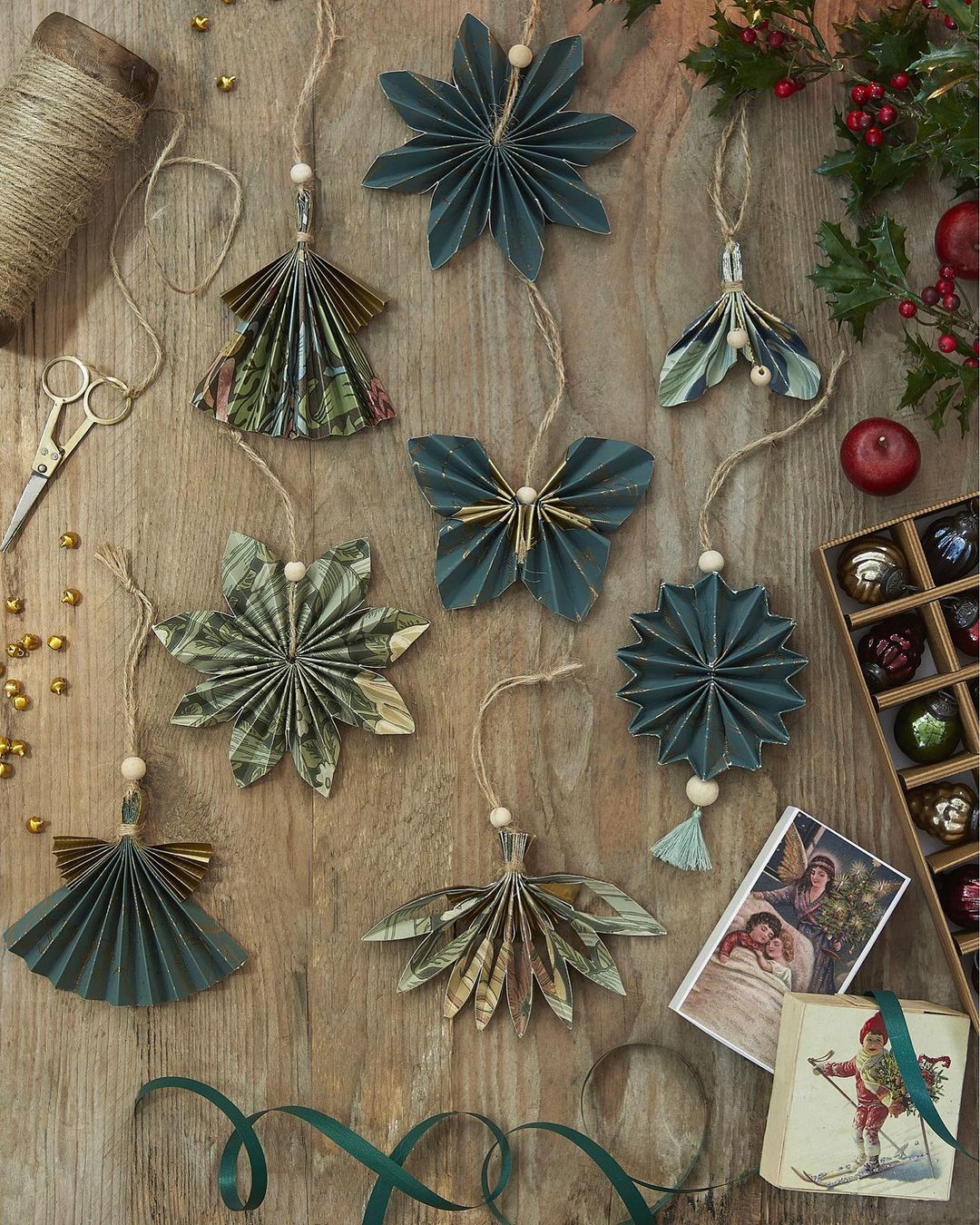 12 Simply Stunning but Very Affordable Christmas Decorating Ideas ...