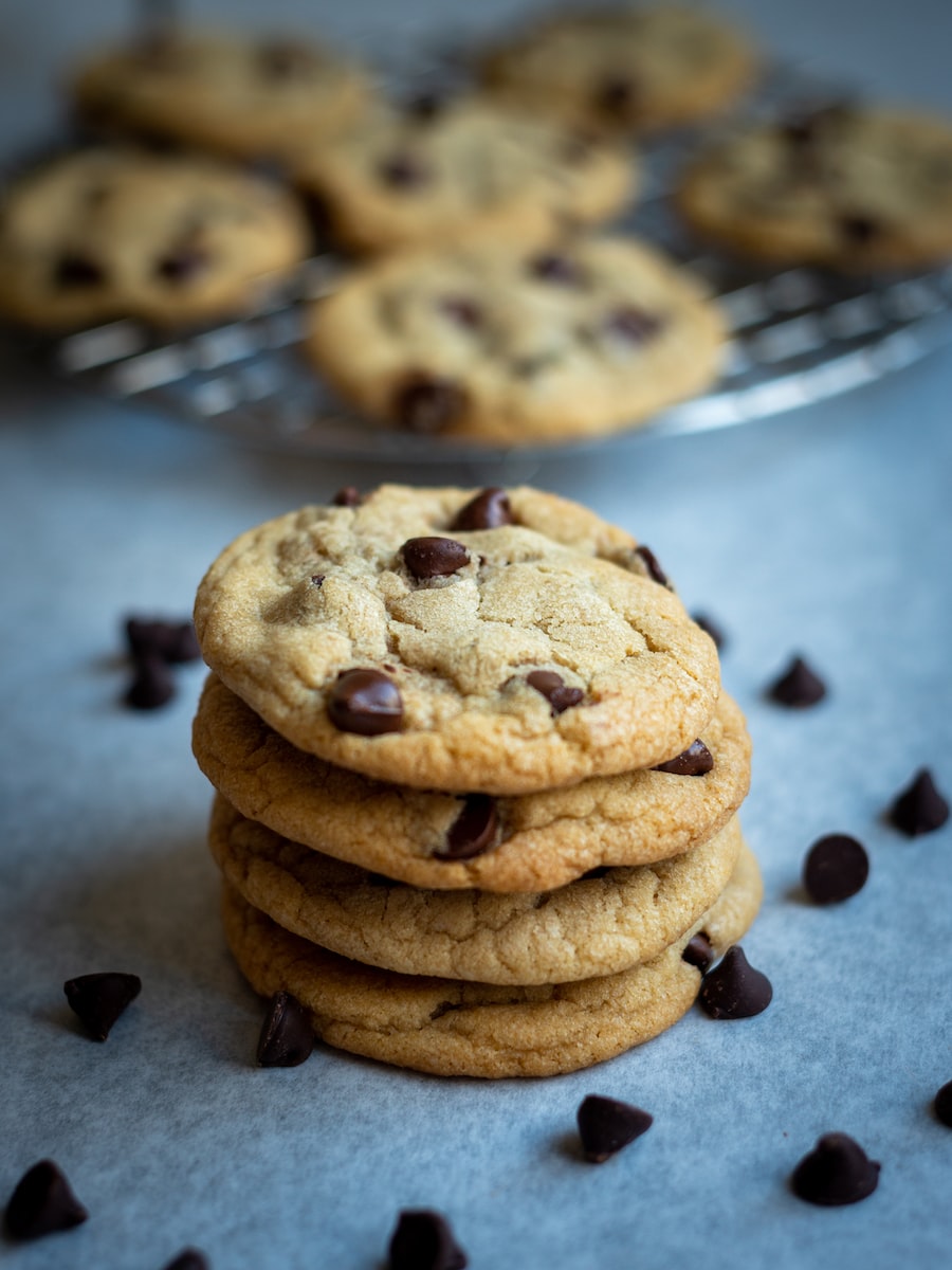 7 Easy Steps to Make Chocolate Chip Cookies ...