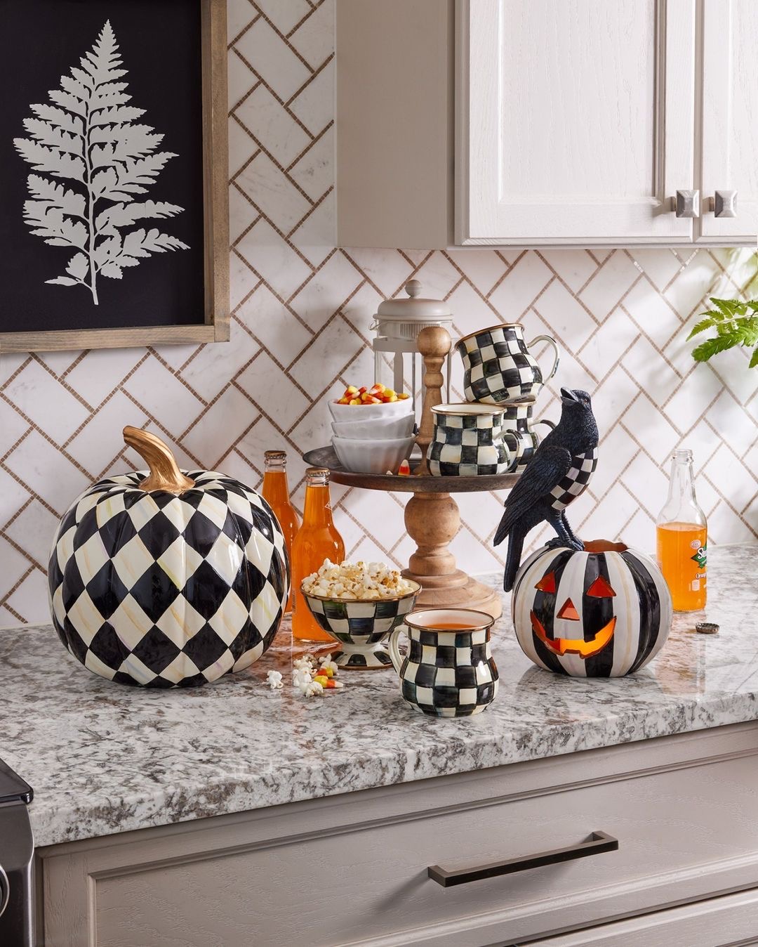 9 Ways to Decorate for Halloween That You'll Have so Much Fun with ...