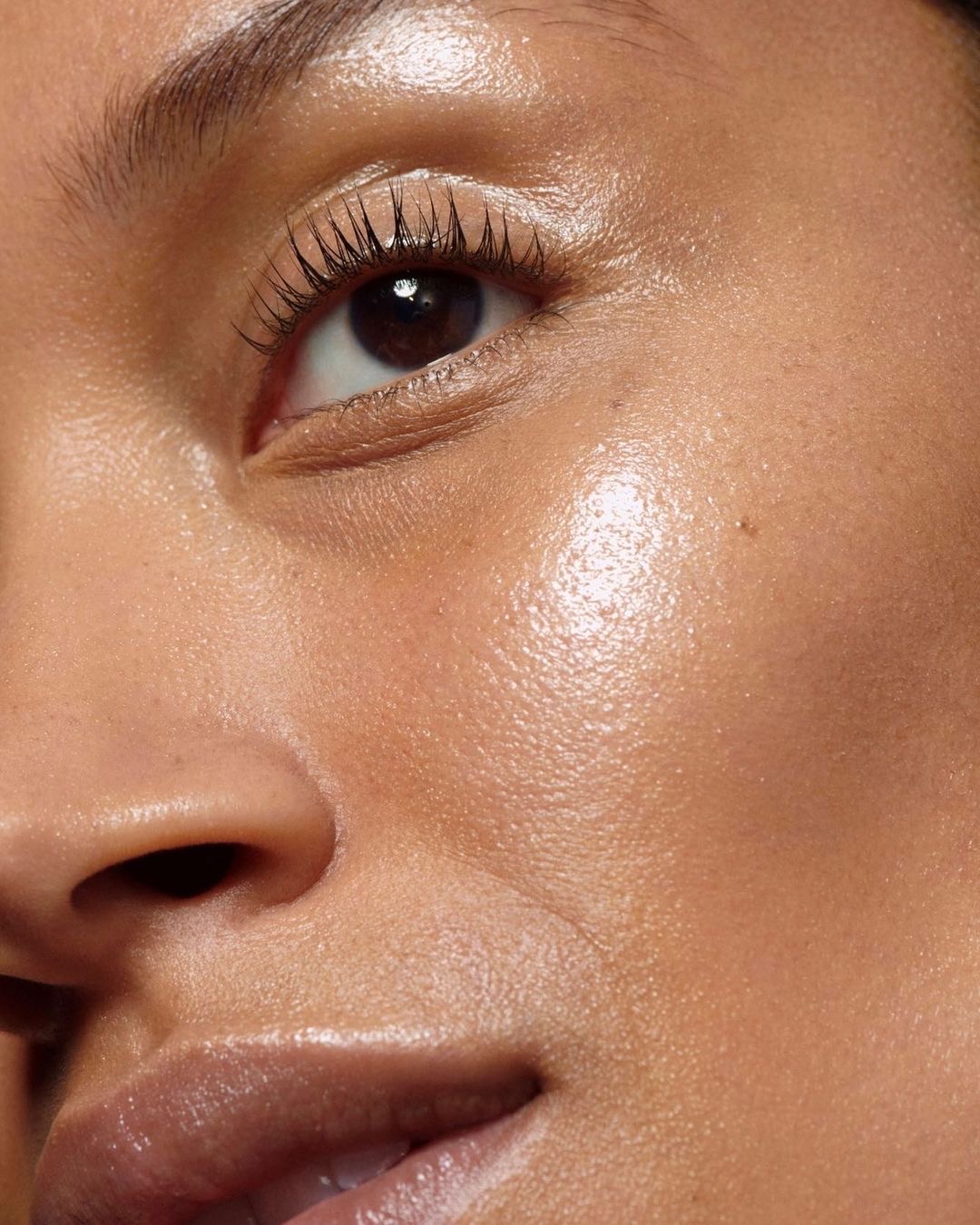 7 Tricks to Make Your Eyelashes Grow Gorgeous in Only a Month ...