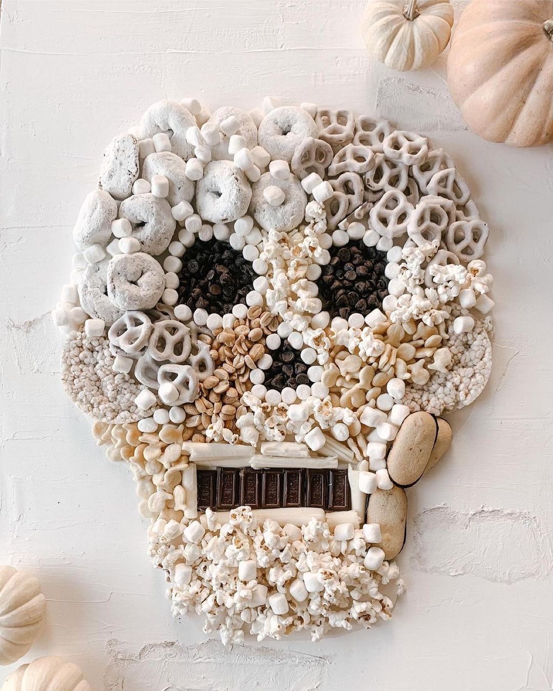 Creative Halloween Party Snacks to Make ...