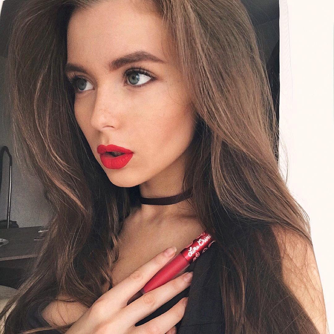 The Best Red Lipsticks to Give You the Sultry Look You Desire ...