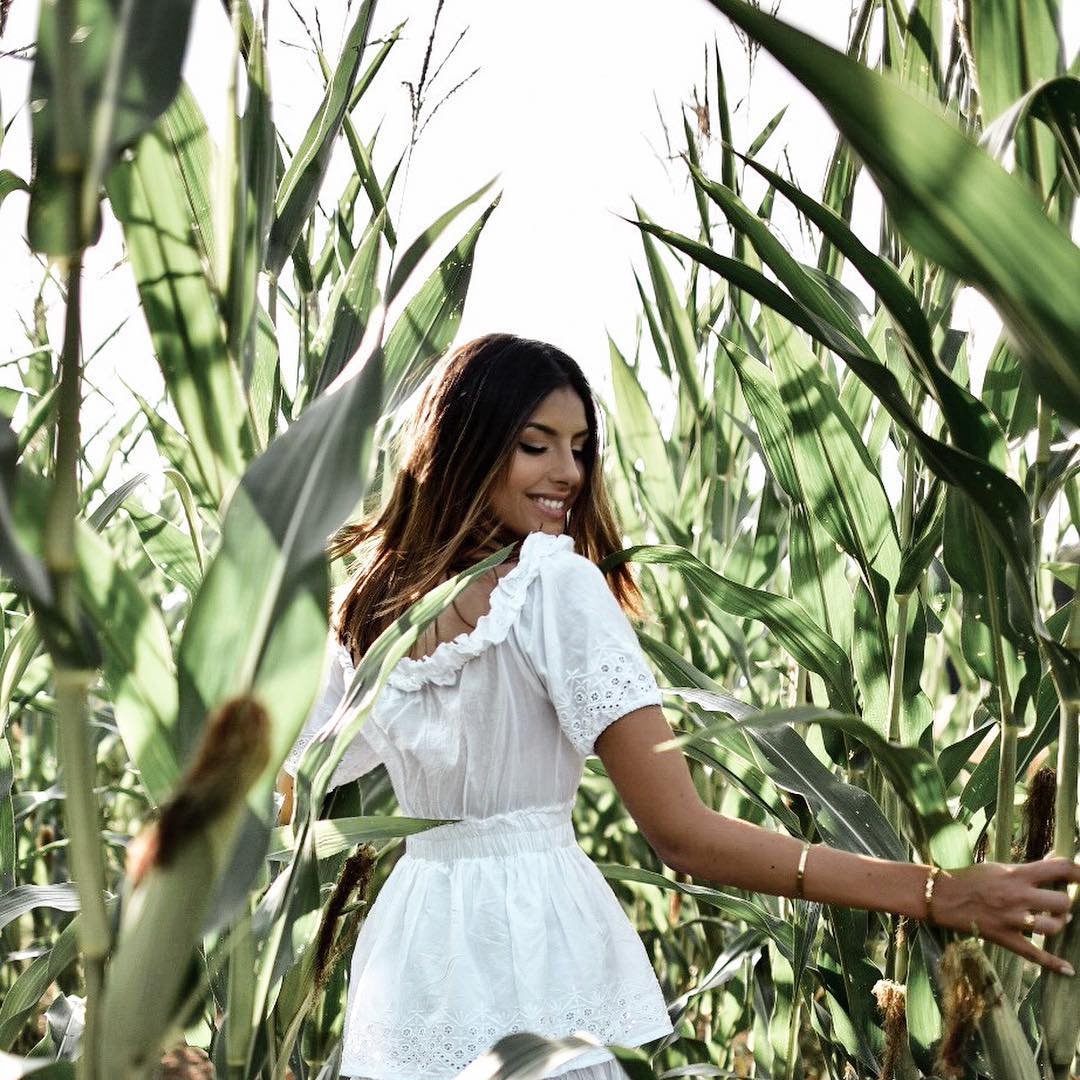 9 Beautiful Blouses for Spring ...