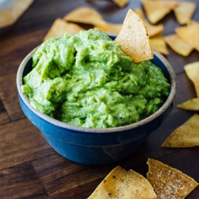 How to Make Guacamole without a Blender ...