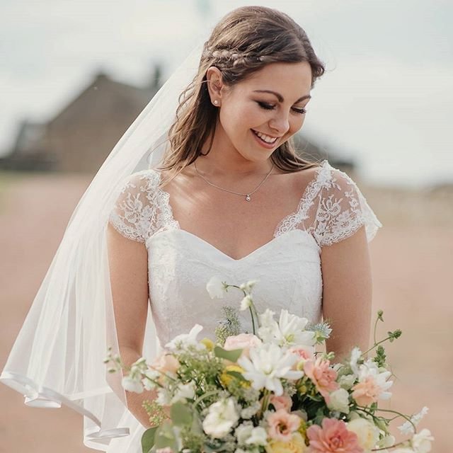 15 of Today's Awesome Wedding Inspo for Girls Who Want to Make Jaws Drop ...