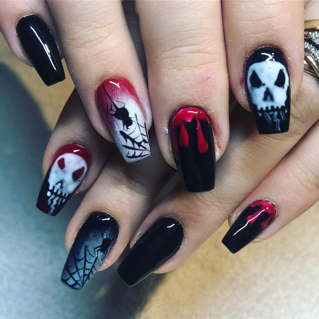 Coffin Nail Art to Keep It Spooky on Halloween